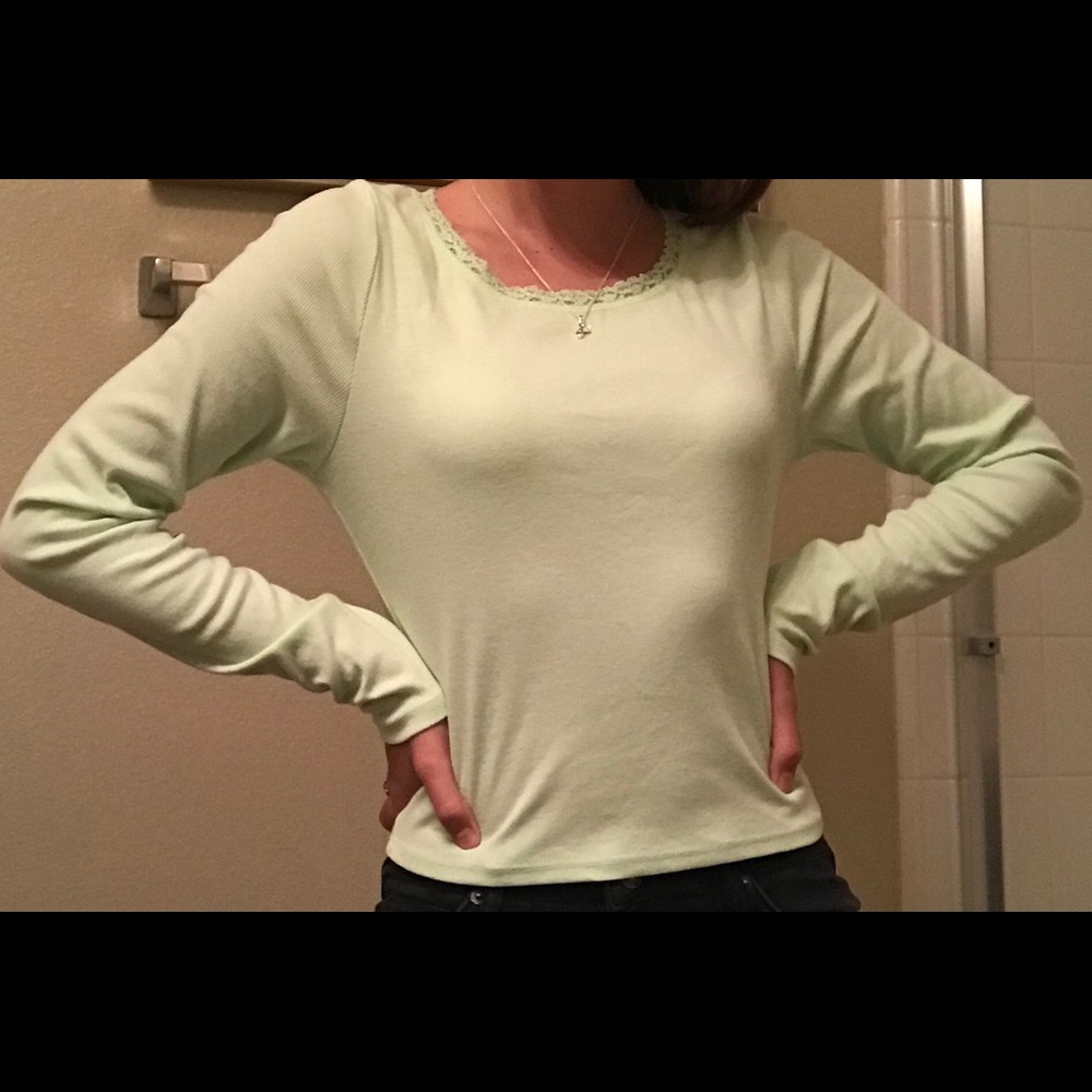 Fitted long sleeve